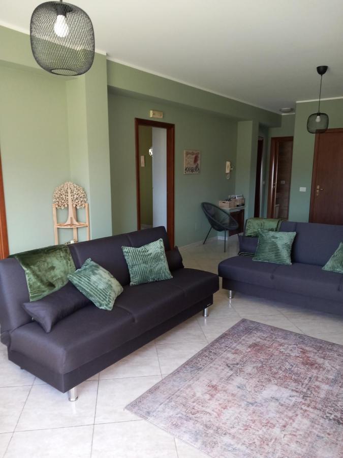 הוילה זפראנה אטניאה Etna Green House מראה חיצוני תמונה