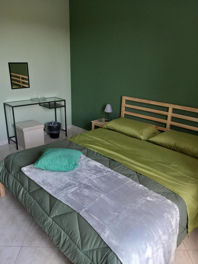 הוילה זפראנה אטניאה Etna Green House מראה חיצוני תמונה
